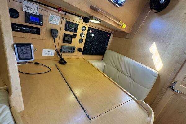 Tartan 400 Yacht For Sale