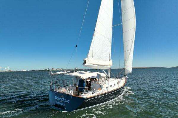 Tartan 400 Yacht For Sale