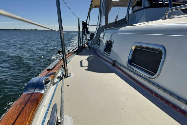 40ft Tartan Yacht For Sale