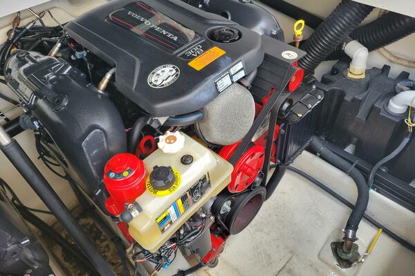 30ft Chaparral Yacht For Sale