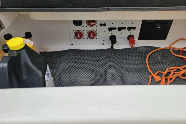 30ft Chaparral Yacht For Sale