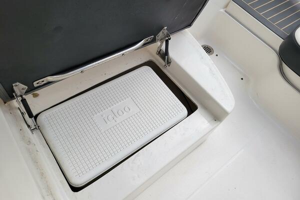 30ft Chaparral Yacht For Sale