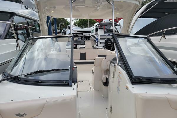 30ft Chaparral Yacht For Sale