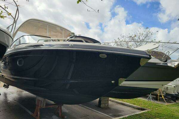 30ft Chaparral Yacht For Sale