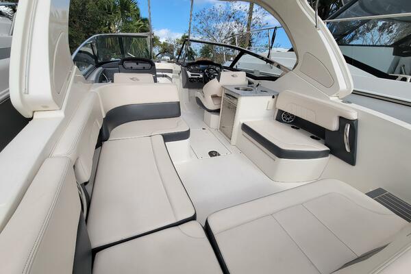 30ft Chaparral Yacht For Sale