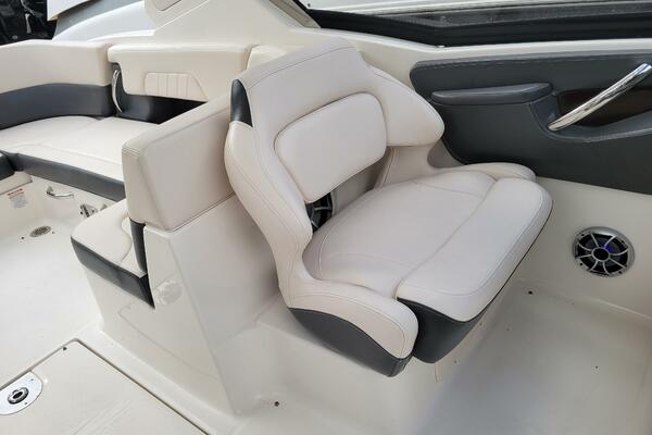 30ft Chaparral Yacht For Sale