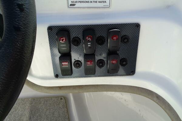 20ft Mariah Yacht For Sale