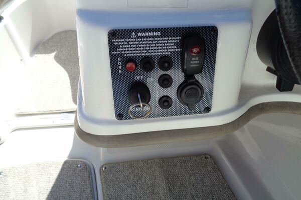 20ft Mariah Yacht For Sale