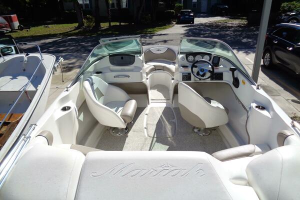 20ft Mariah Yacht For Sale