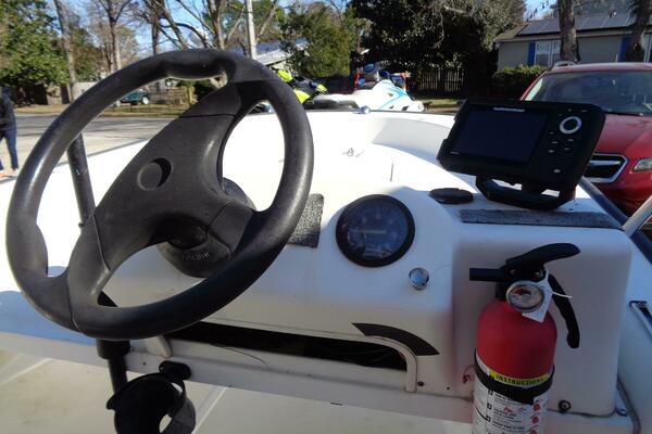 13ft Boston Whaler Yacht For Sale