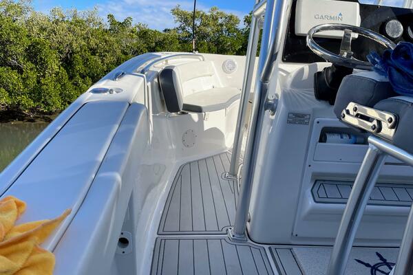 22ft Tidewater Yacht For Sale