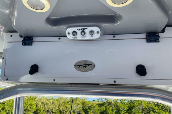 22ft Tidewater Yacht For Sale