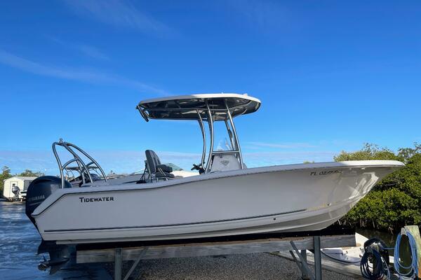 22ft Tidewater Yacht For Sale