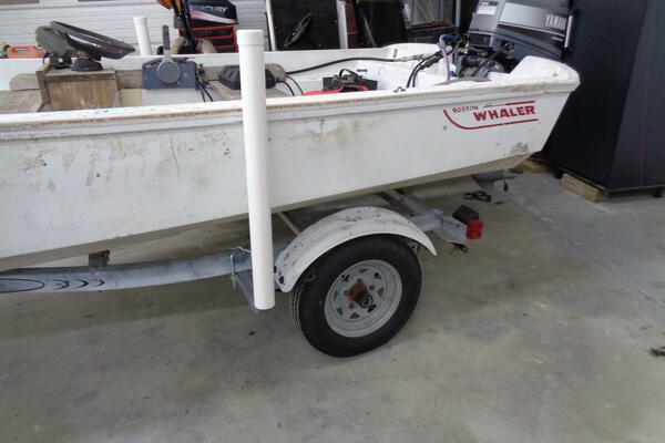 13ft Boston Whaler Yacht For Sale