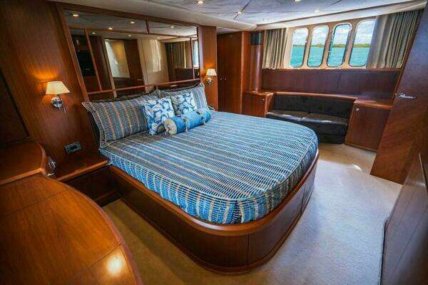Princess 70 VSC Motor Yacht Yacht For Sale