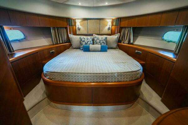 Princess 70 VSC Motor Yacht Yacht For Sale