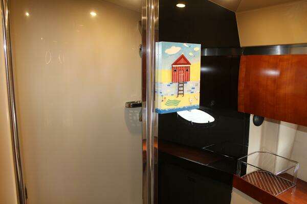 2007 Cruisers Yachts 42