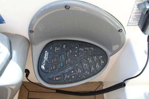 Cinta 42ft Cruisers Yachts Yacht For Sale