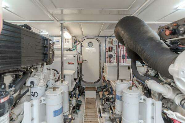 Grand Banks 59 Aleutian RP Yacht For Sale