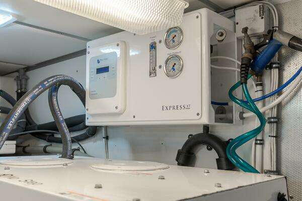 Grand Banks 59 Aleutian RP Yacht For Sale