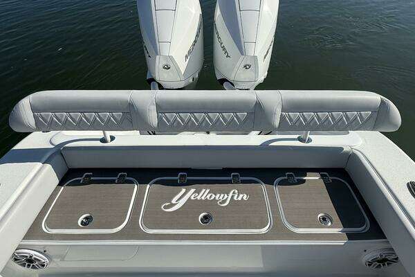 2025 Yellowfin 26