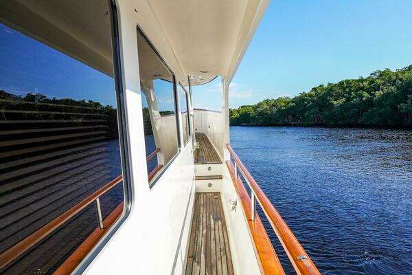 Marlow 70E Yacht For Sale