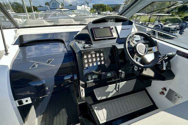 NX Boats 360 Sport Coupe Yacht For Sale