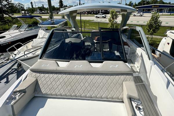35ft NX Boats Yacht For Sale