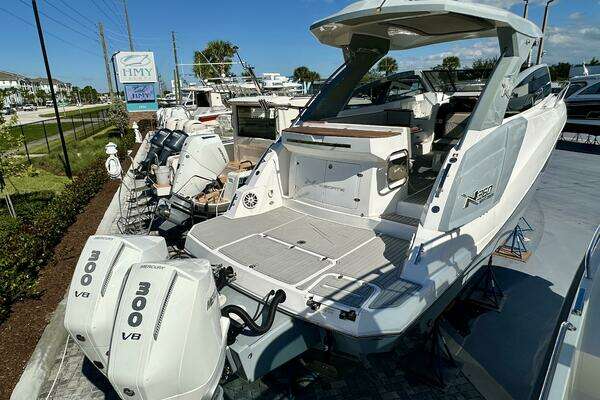 NX Boats 360 Sport Coupe Yacht For Sale