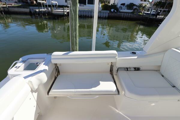 26ft Edgewater Yacht For Sale
