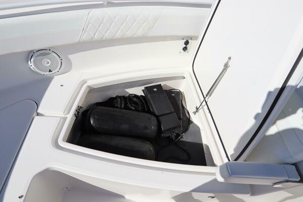 26ft Edgewater Yacht For Sale