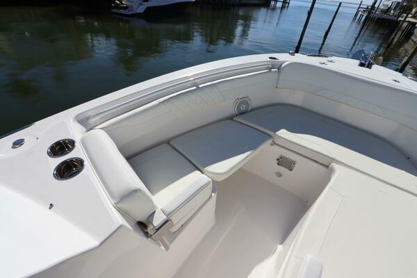 26ft Edgewater Yacht For Sale