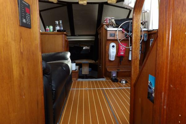 28ft Carver Yacht For Sale