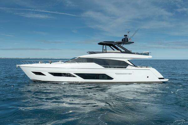 Ferretti Yachts 720 Yacht For Sale