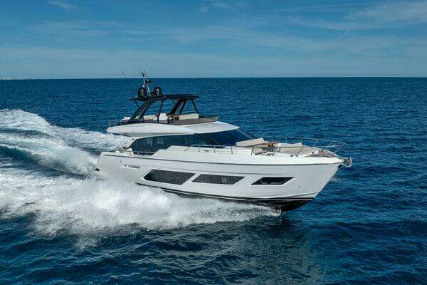 Ferretti Yachts 720 Yacht For Sale
