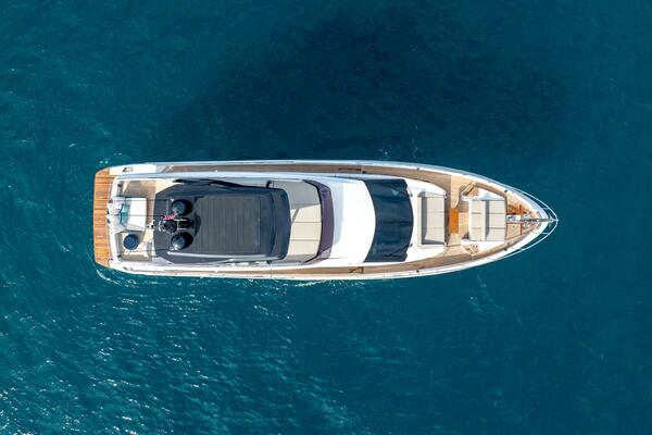 72ft Ferretti Yachts Yacht For Sale