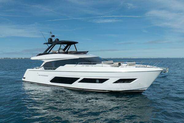 Ferretti Yachts 720 Yacht For Sale