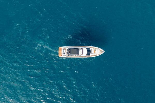 72ft Ferretti Yachts Yacht For Sale