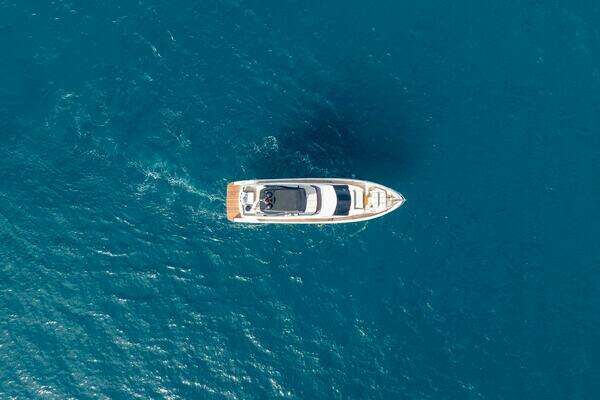 Ferretti Yachts 720 Yacht For Sale