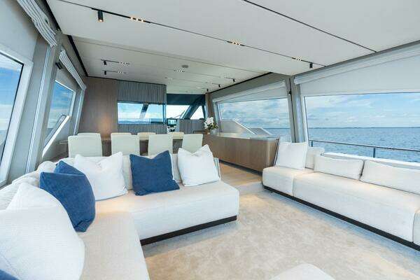 Ferretti Yachts 720 Yacht For Sale