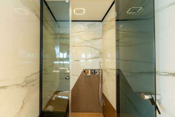 Ferretti Yachts 720 Yacht For Sale