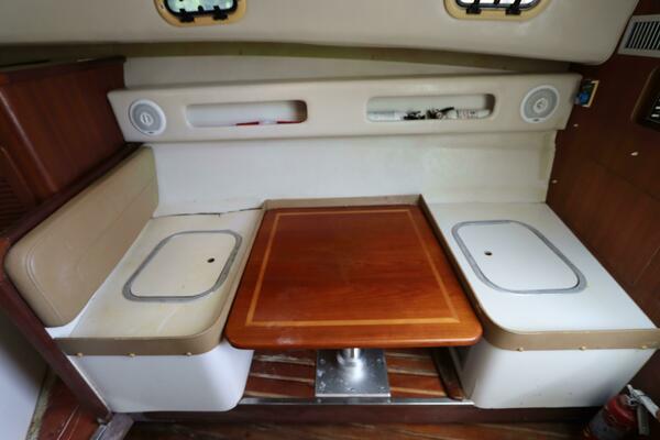 30ft Pursuit Yacht For Sale