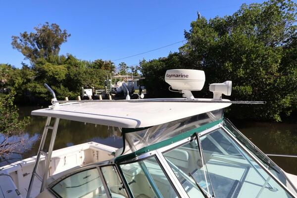 30ft Pursuit Yacht For Sale