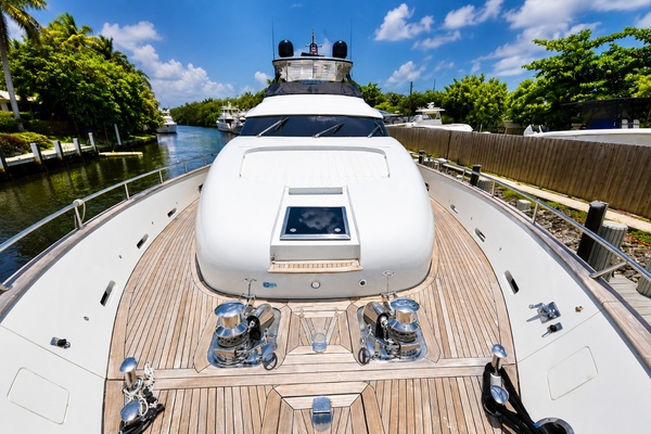 90ft Maiora Yacht For Sale