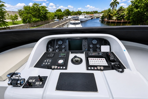 90ft Maiora Yacht For Sale