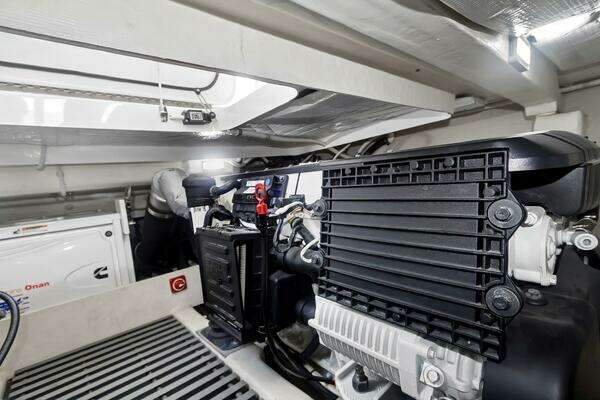 Tiara Yachts 39 Coupe Yacht For Sale