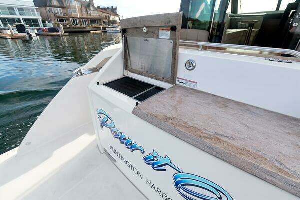 Tiara Yachts 39 Coupe Yacht For Sale