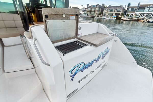 POUR IT ON 39ft Tiara Yachts Yacht For Sale