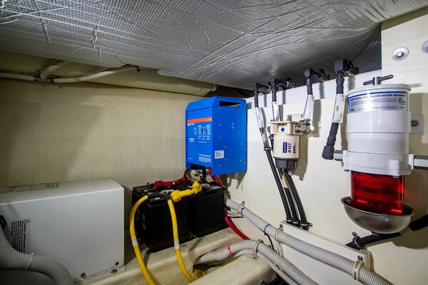 POUR IT ON 39ft Tiara Yachts Yacht For Sale