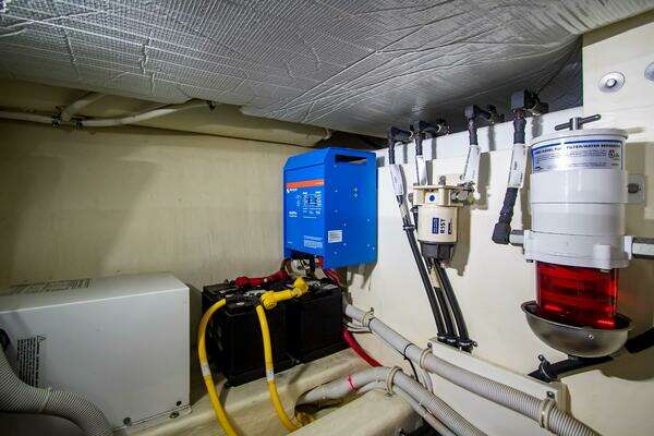 Tiara Yachts 39 Coupe Yacht For Sale